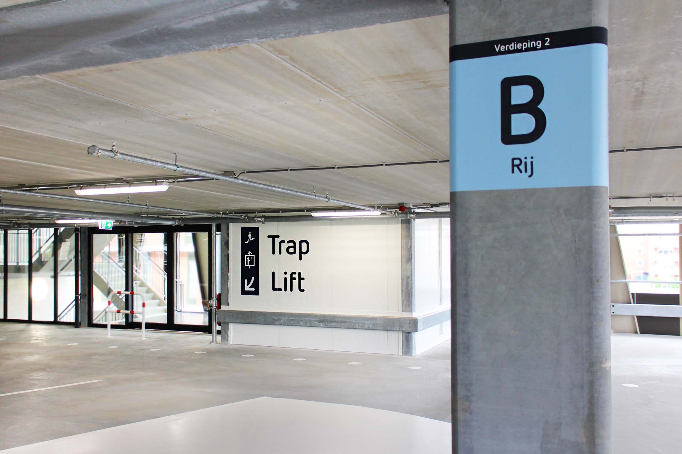 RDG garage — kolom 1 | Groeneveld Sign Systems